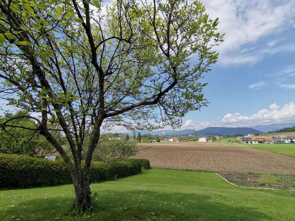 Privatzimmer Steiner Weitendorf  외부 사진